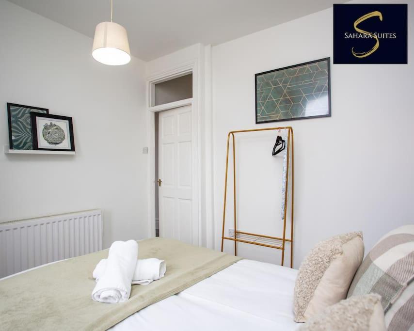 Monthly Retreat - Cosy & Central 3Bed Home - Newcastle Quayside & St James Park - Parking 뉴캐슬어폰타인 외부 사진