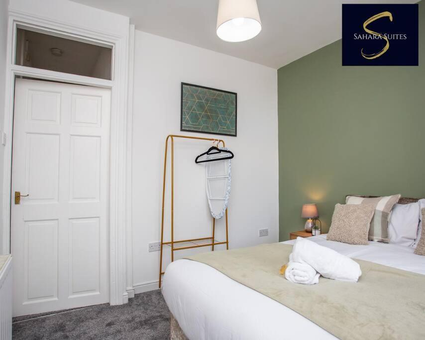 Monthly Retreat - Cosy & Central 3Bed Home - Newcastle Quayside & St James Park - Parking 뉴캐슬어폰타인 외부 사진